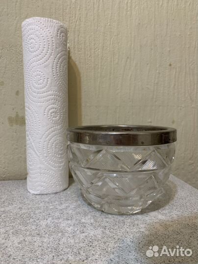 Хрустальная конфетница