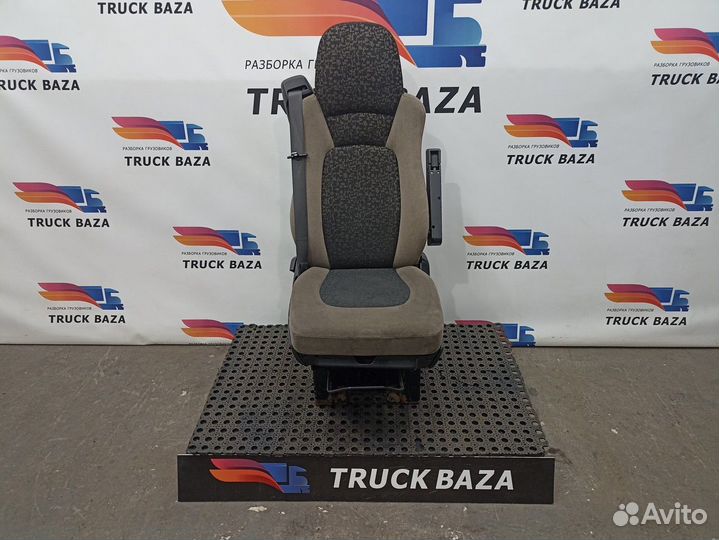 1700020 Сиденье пассажирское механическое