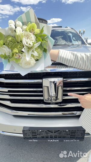 Аренда авто для свадьбы Tank 500