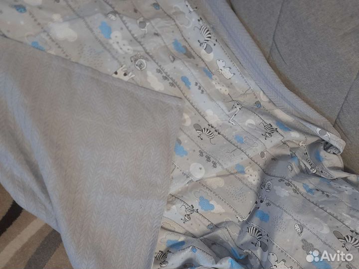 Детские подушки и одеяло в сумке