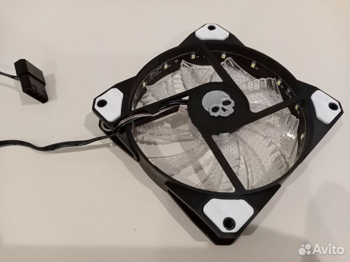 Кулер для корпуса пк с белой подсветкой