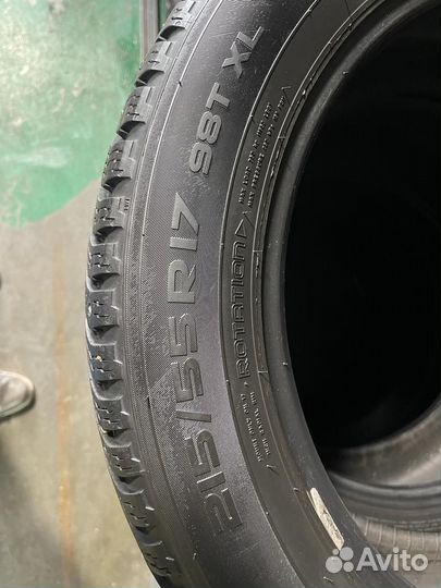 Nokian Tyres Hakkapeliitta 8 215/55 R17