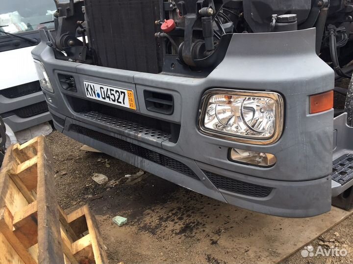Бампер на Мерседес Актрос