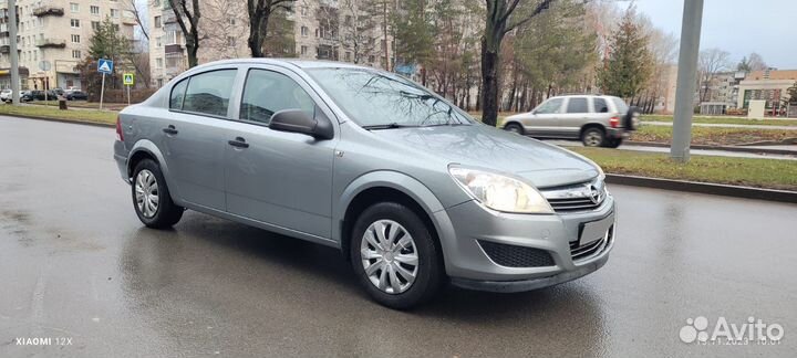 Opel Astra 1.6 МТ, 2012, 33 696 км