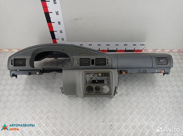 Панель передняя салона (торпедо) Skoda Octavia