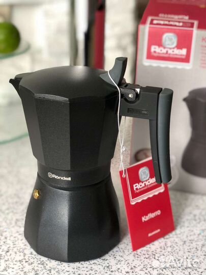 Гейзерная кофеварка rondell новая
