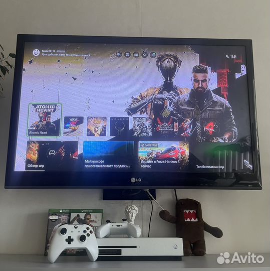 Xbox One S +450игр +2 Джоя