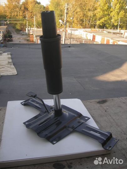 Детали от офисного кресла