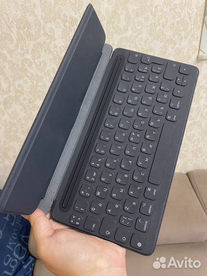 Клавиатура Apple smart keyboard