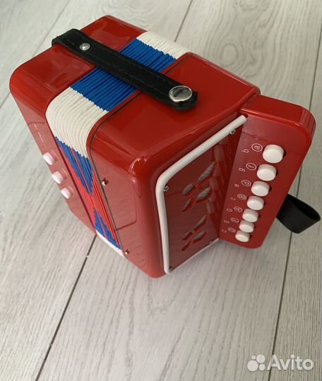 Гармонь, аккордеон детский