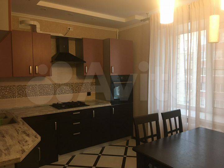 3-к. квартира, 78 м², 8/10 эт.