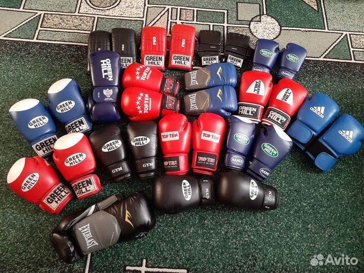 Боксерские перчатки,шлема,снарядки,шингарты,лапы