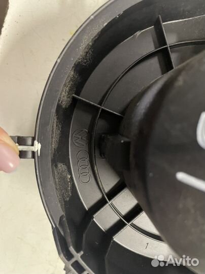 Моторчик отопителя Volkswagen Passat B5+ 2000-2005