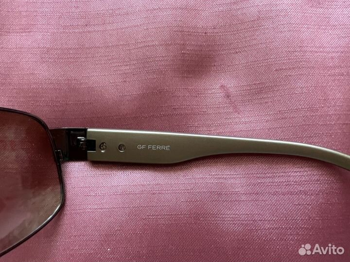 Солнцезащитные очки GF Ferre