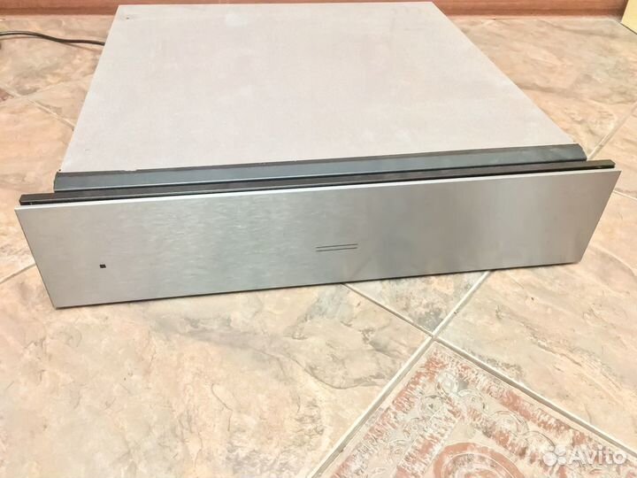 Новый подогреватель для посуды Electrolux