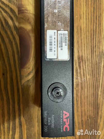 NetBotz Rack Monitor 200 nbrk200