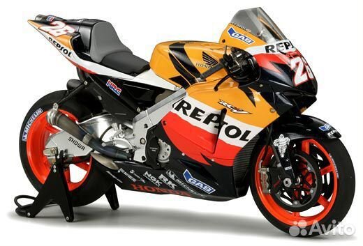 Tamiya 1/12 Repsol Honda RC211V '06