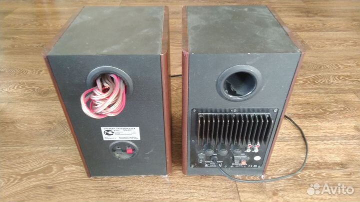 Акустические колонки microlab solo 1