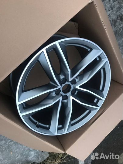 Колесный диск R21 для Audi Q7 4M с 2015 4M0601025T