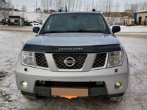 Nissan Pathfinder 2.5 MT, 2005, 260 000 км, с пробегом, цена 1 000 000 руб.