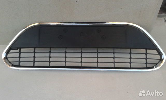 Ford Focus 2+,Решетка в бампер Хром