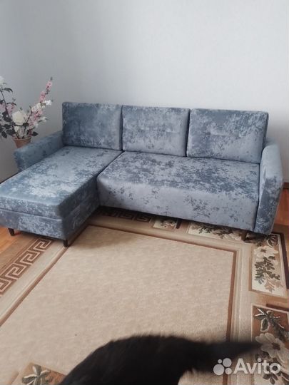Угловой диван