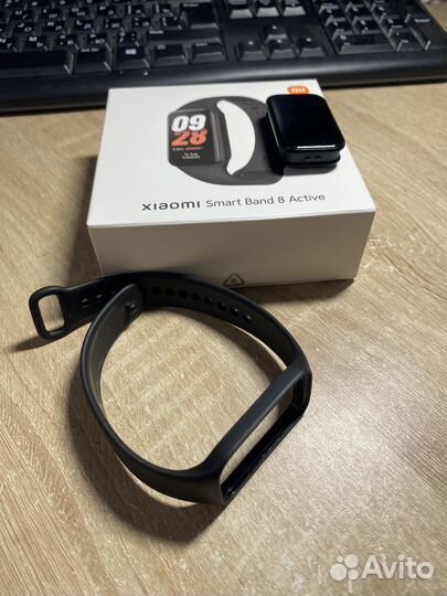 Фитнес браслет xiaomi SMART Band 8 Active