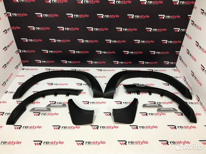 Фендера Mitsubishi L200 с18г HY-Lily