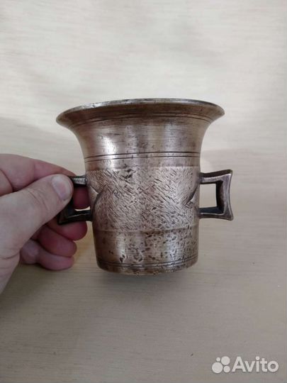 Старинная бронзовая ступа