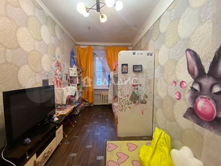 4-к. квартира, 72,1 м², 1/4 эт.