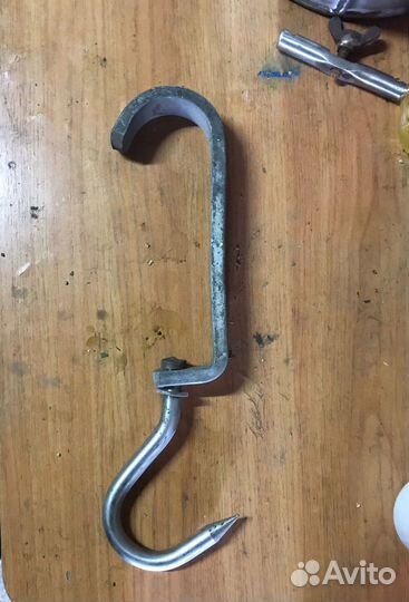 Крюки для туш