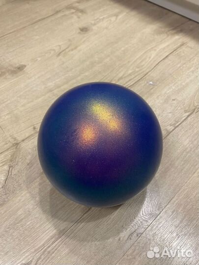 Мяч гимнастический 18