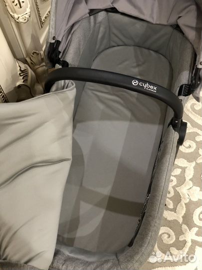 Люлькая Cybex Priam III Koi сайбекс