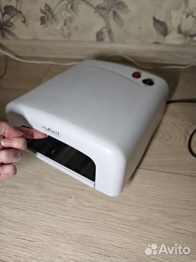 Уф лампа для ногтей и гельлаки