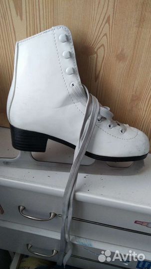 Коньки фигурные