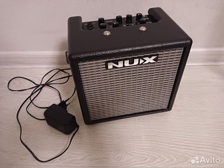 Комбик NUX Mighty 8BT, цифровой автономный