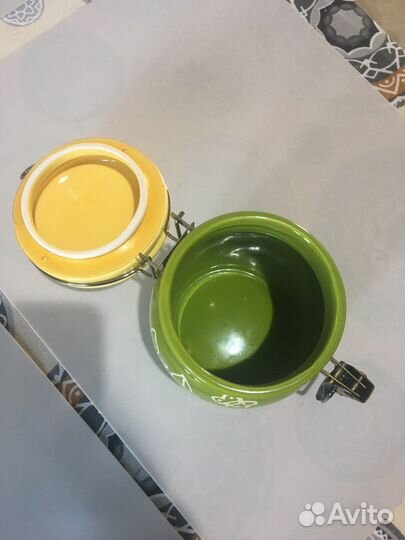 Декоративная керамическая банка