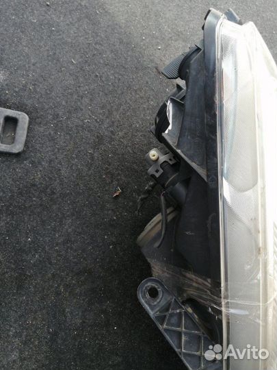 Фара левая Nissan Qashqai J10