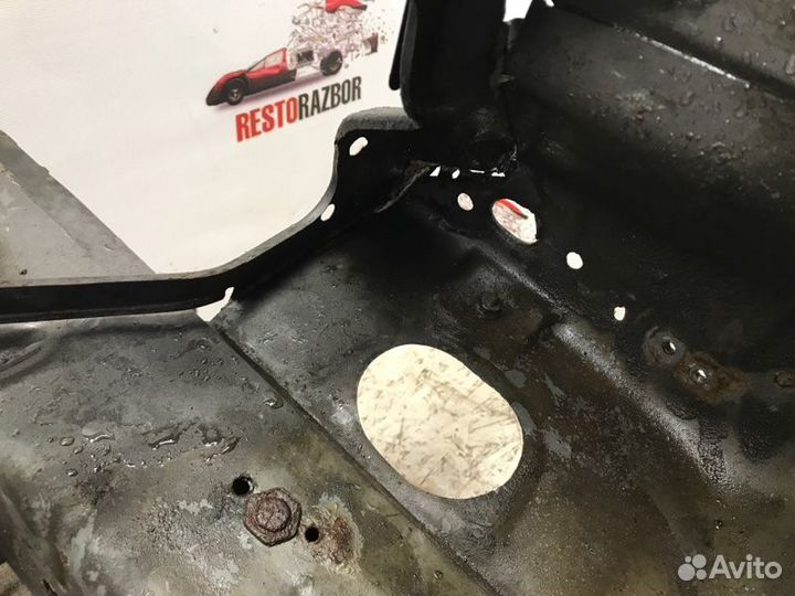 Передняя панель Kia Spectra седан S6D 2006