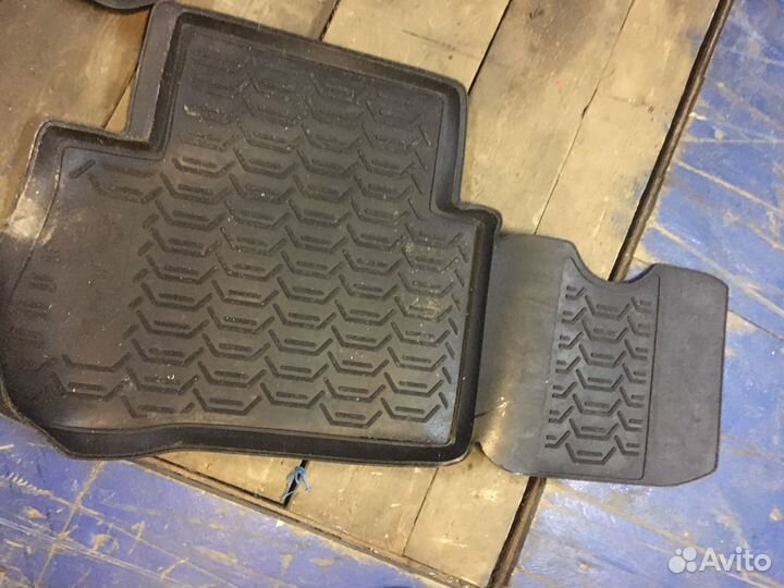 Коврики салона nissan juke