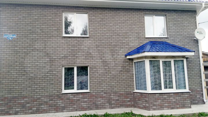 Коттедж 226 м² на участке 25 сот.