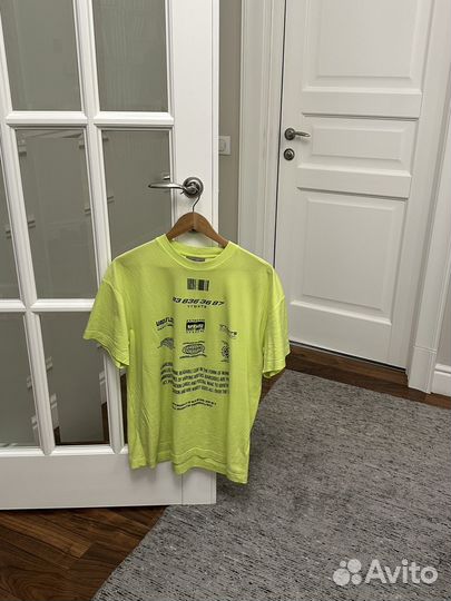 Футболка vetements