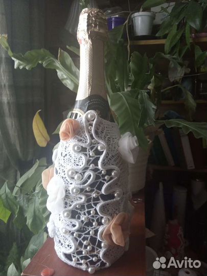 Аксессуар подарочный-платье для шампанского