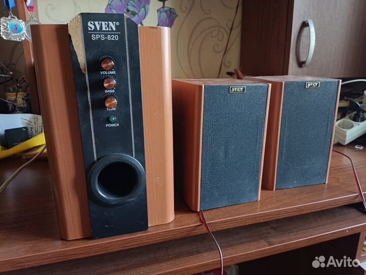 Сабвуфер и колонки sven