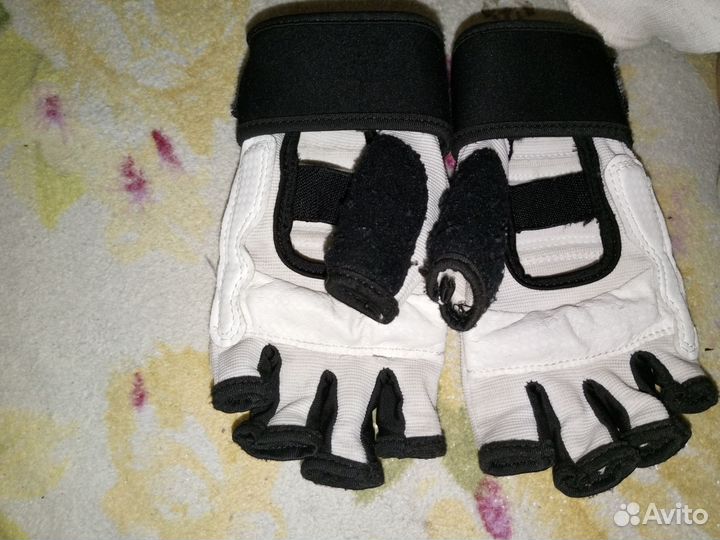 Перчатки и защита для ног(Размер XS)