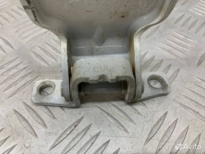 Б/У петля двери задний левый Daewoo Matiz klya