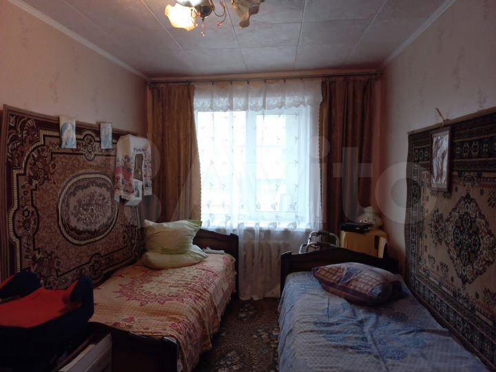 4-к. квартира, 79 м², 1/3 эт.