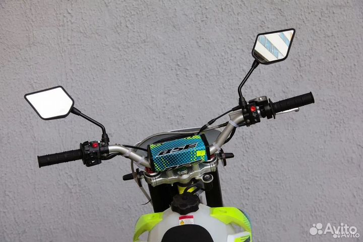 Мотоцикл кроссовый BSE Z3