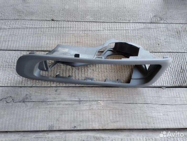 Облицовка птф левая Mitsubishi Outlander 3