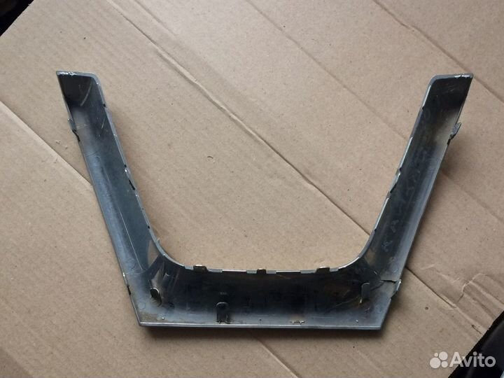 Молдинг решетки радиатора nissan qashqai J10